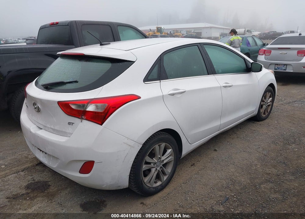 2014 HYUNDAI ELANTRA GT VIN: KMHD35LH4EU195104