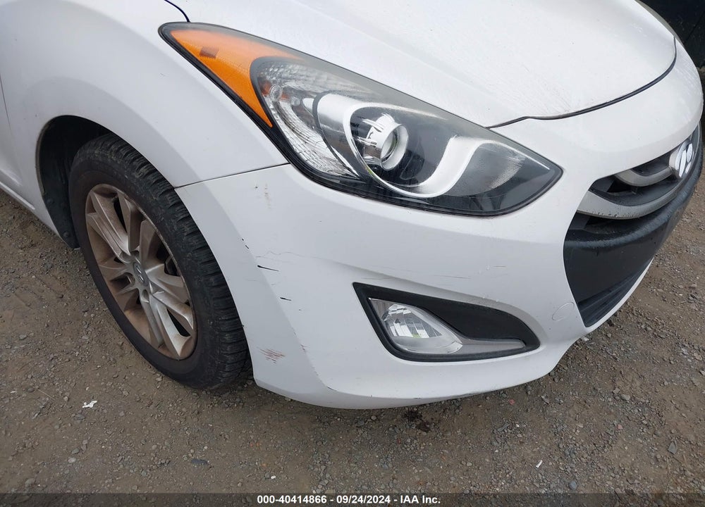 2014 HYUNDAI ELANTRA GT VIN: KMHD35LH4EU195104