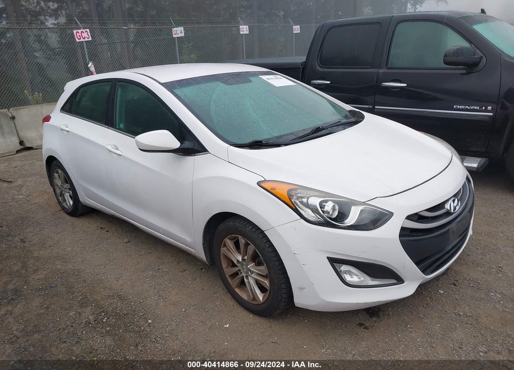 2014 HYUNDAI ELANTRA GT VIN: KMHD35LH4EU195104