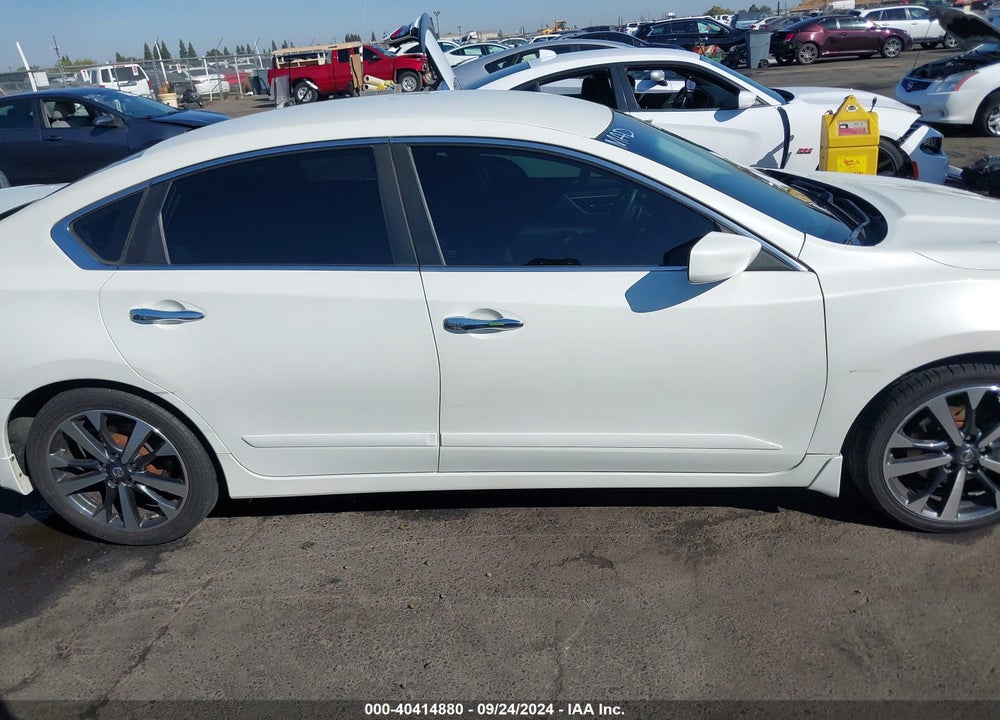 2016 NISSAN ALTIMA 2.5 SR VIN: 1N4AL3AP5GC263852