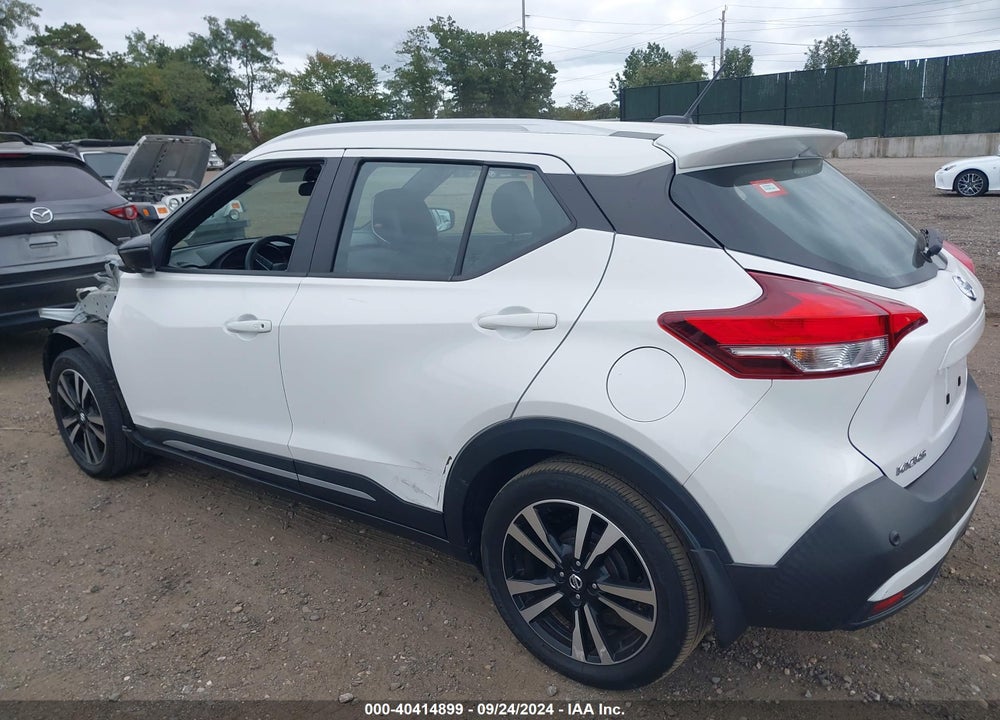 2020 NISSAN KICKS SR XTRONIC CVT VIN: 3N1CP5DV4LL551439
