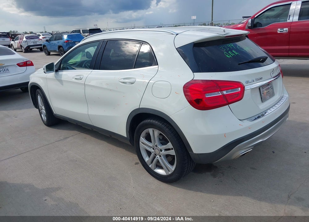 2015 MERCEDES-BENZ GLA-CLASS GLA 250 VIN: WDCTG4GB5FJ085227