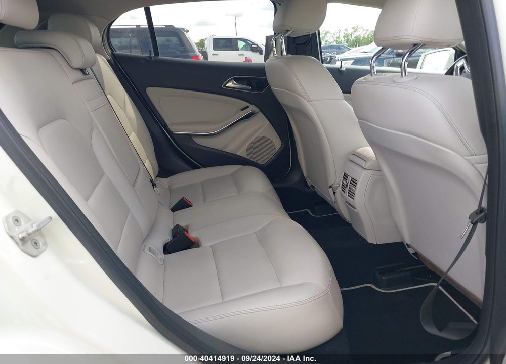 2015 MERCEDES-BENZ GLA-CLASS GLA 250 VIN: WDCTG4GB5FJ085227