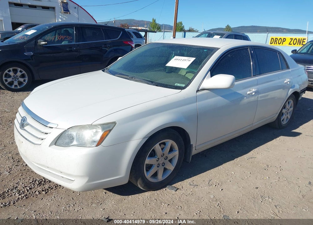 2005 TOYOTA AVALON XL VIN: 4T1BK36B45U056340