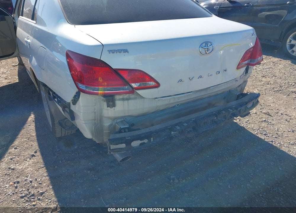 2005 TOYOTA AVALON XL VIN: 4T1BK36B45U056340