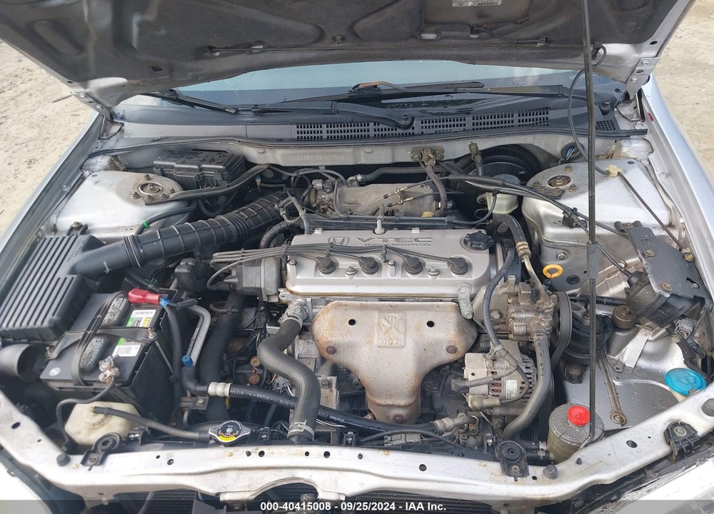 2002 HONDA ACCORD 2.3 SE VIN: 1HGCG56752A066827
