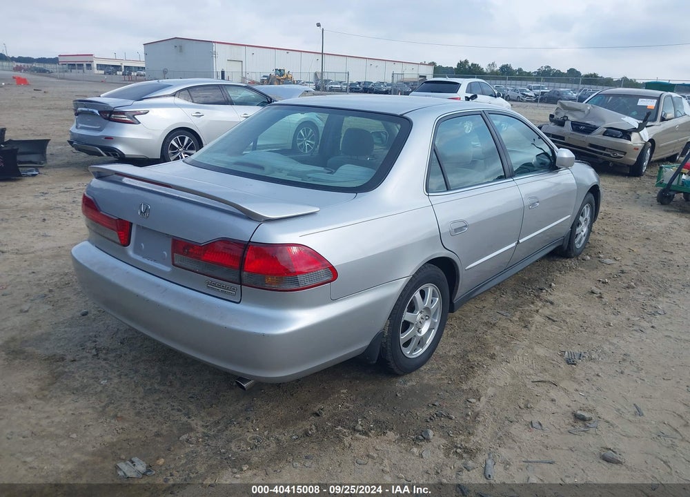 2002 HONDA ACCORD 2.3 SE VIN: 1HGCG56752A066827