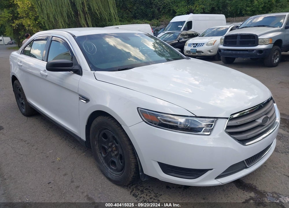 2018 FORD POLICE INTERCEPTOR VIN: 1FAHP2MK1JG112715