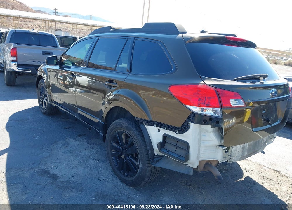 2011 SUBARU OUTBACK 2.5I PREMIUM VIN: 4S4BRBFC1B3342713