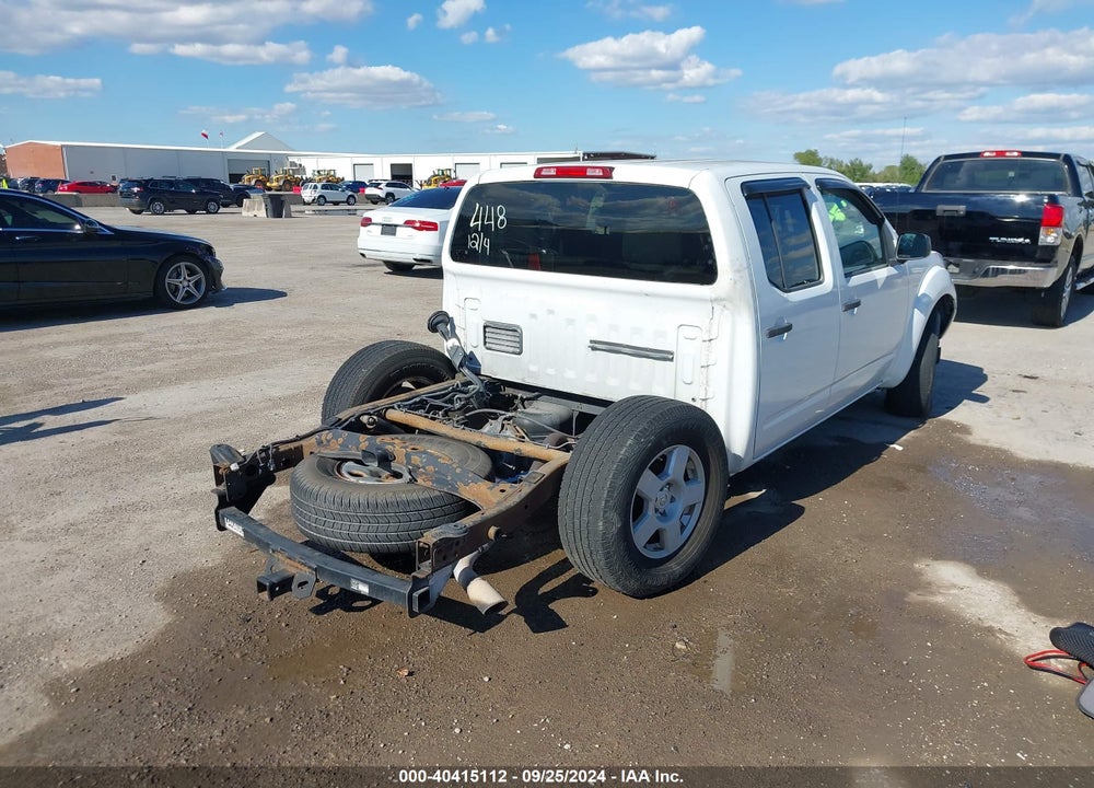 2005 NISSAN FRONTIER SE VIN: 1N6AD07UX5C452106