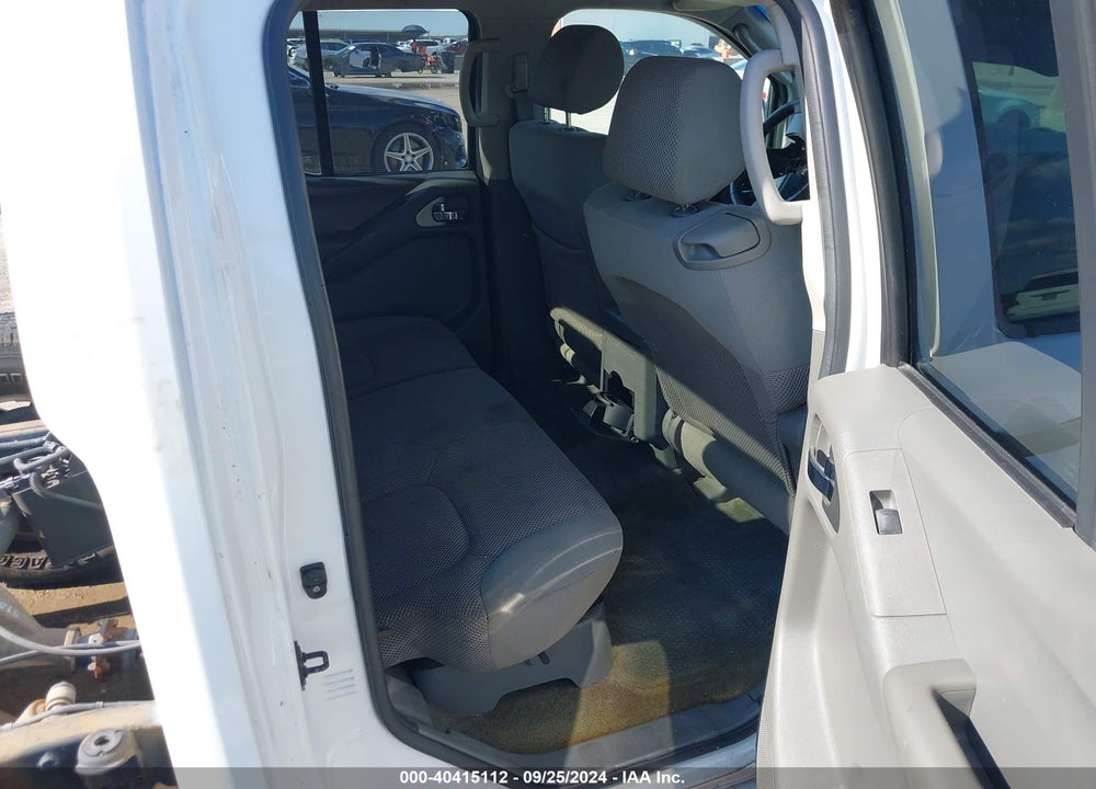 2005 NISSAN FRONTIER SE VIN: 1N6AD07UX5C452106