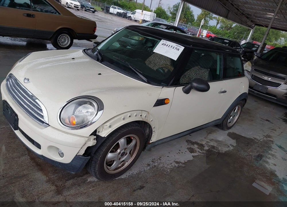 2007 MINI COOPER VIN: WMWMF33527TT57551