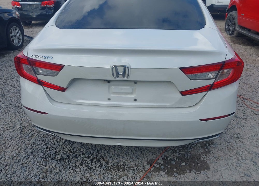 2018 HONDA ACCORD EX VIN: 1HGCV1F47JA015977