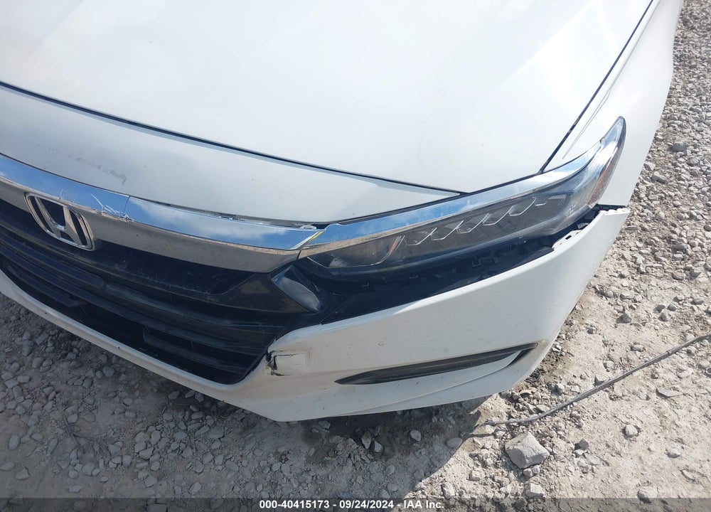 2018 HONDA ACCORD EX VIN: 1HGCV1F47JA015977