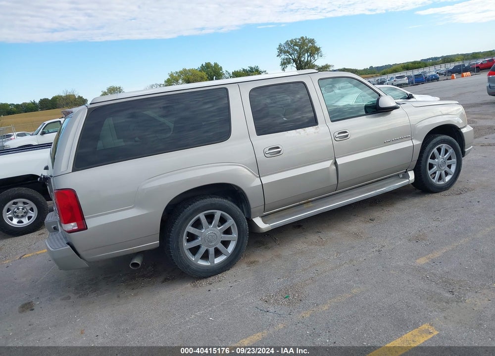 2005 CADILLAC ESCALADE ESV PLATINUM EDITION VIN: 3GYFK66N25G208064