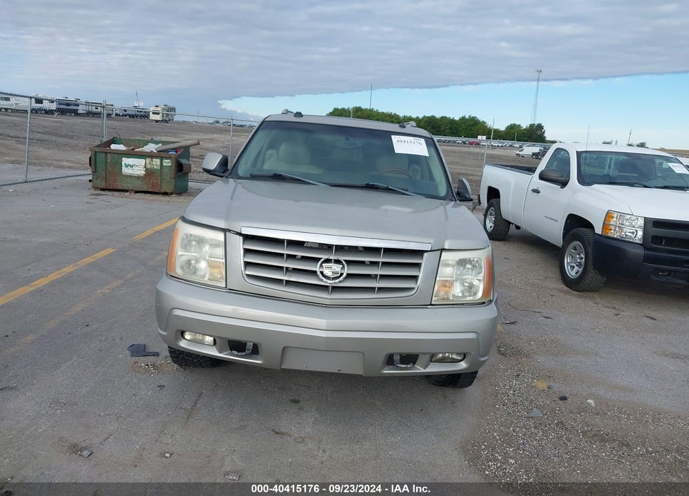 2005 CADILLAC ESCALADE ESV PLATINUM EDITION VIN: 3GYFK66N25G208064