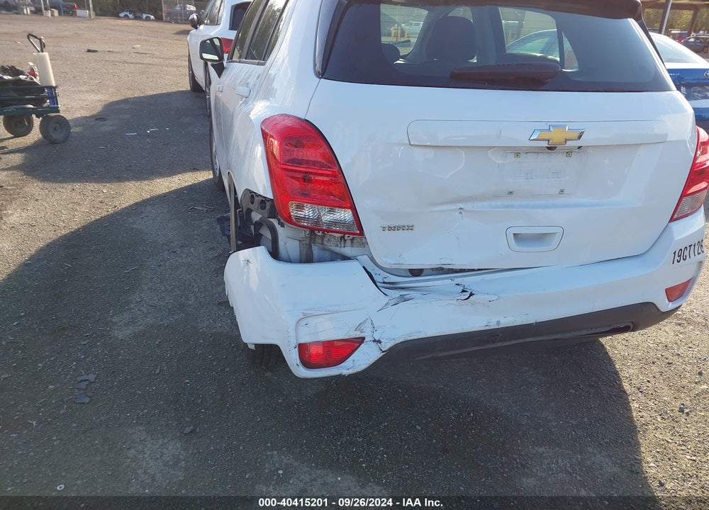 2019 CHEVROLET TRAX LS VIN: 3GNCJKSB7KL303312