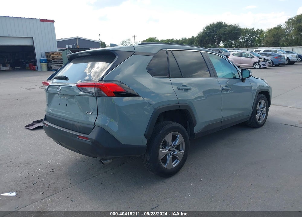 2022 TOYOTA RAV4 XLE VIN: 2T3W1RFV6NW197757