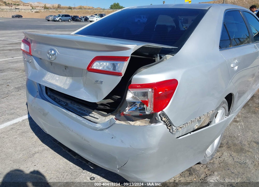 2014 TOYOTA CAMRY SE VIN: 4T1BF1FK3EU788550