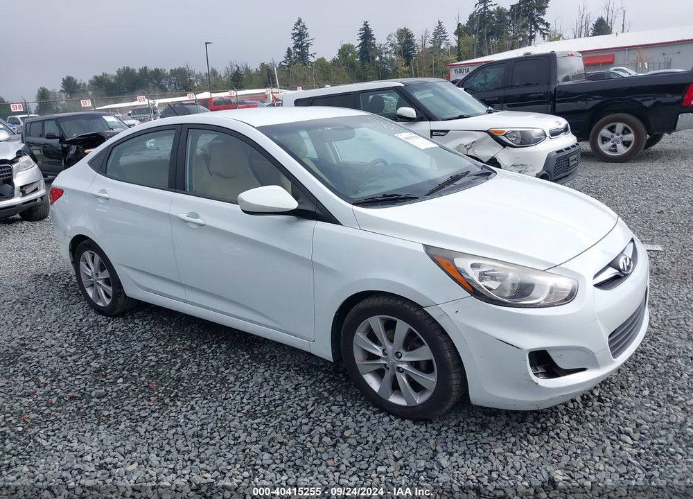 2013 HYUNDAI ACCENT GLS VIN: KMHCU4AE5DU377629