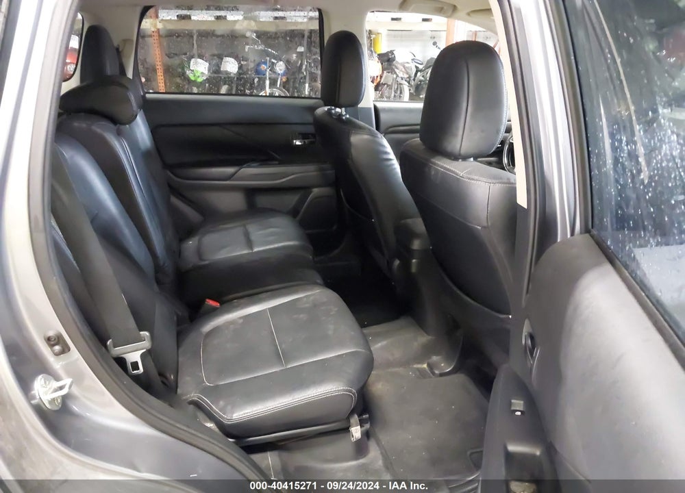 2016 MITSUBISHI OUTLANDER SEL VIN: JA4AZ3A30GZ006577
