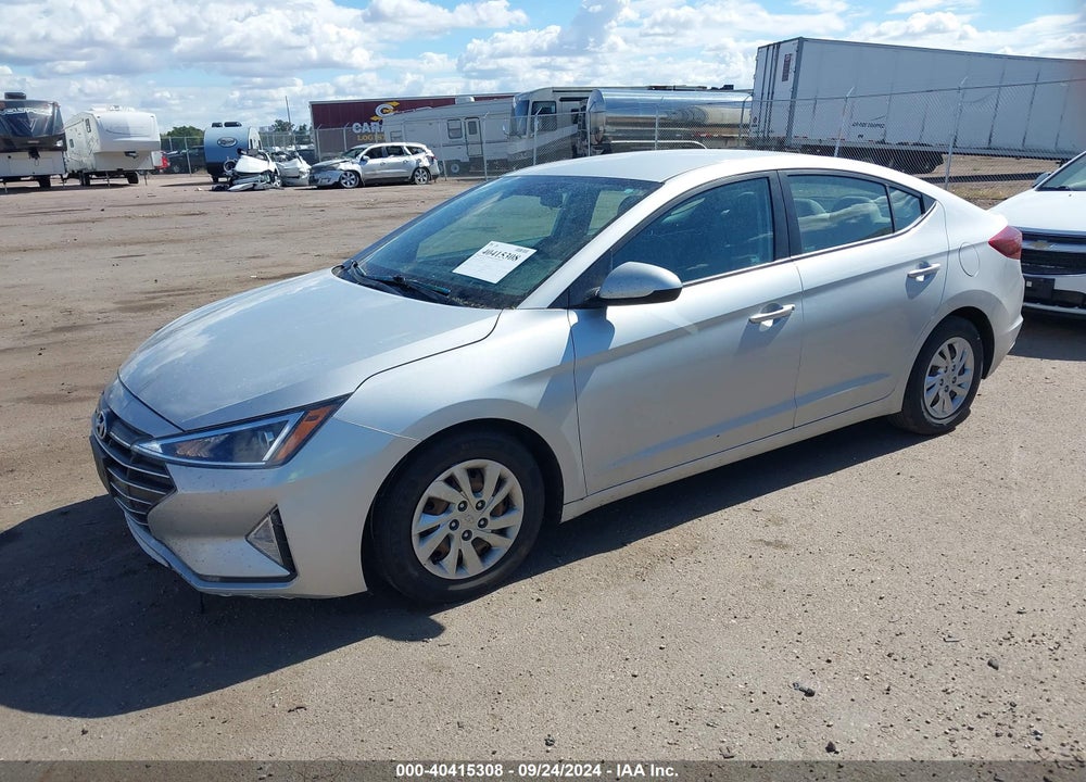 2019 HYUNDAI ELANTRA VIN: 5NPD74LFXKH495785