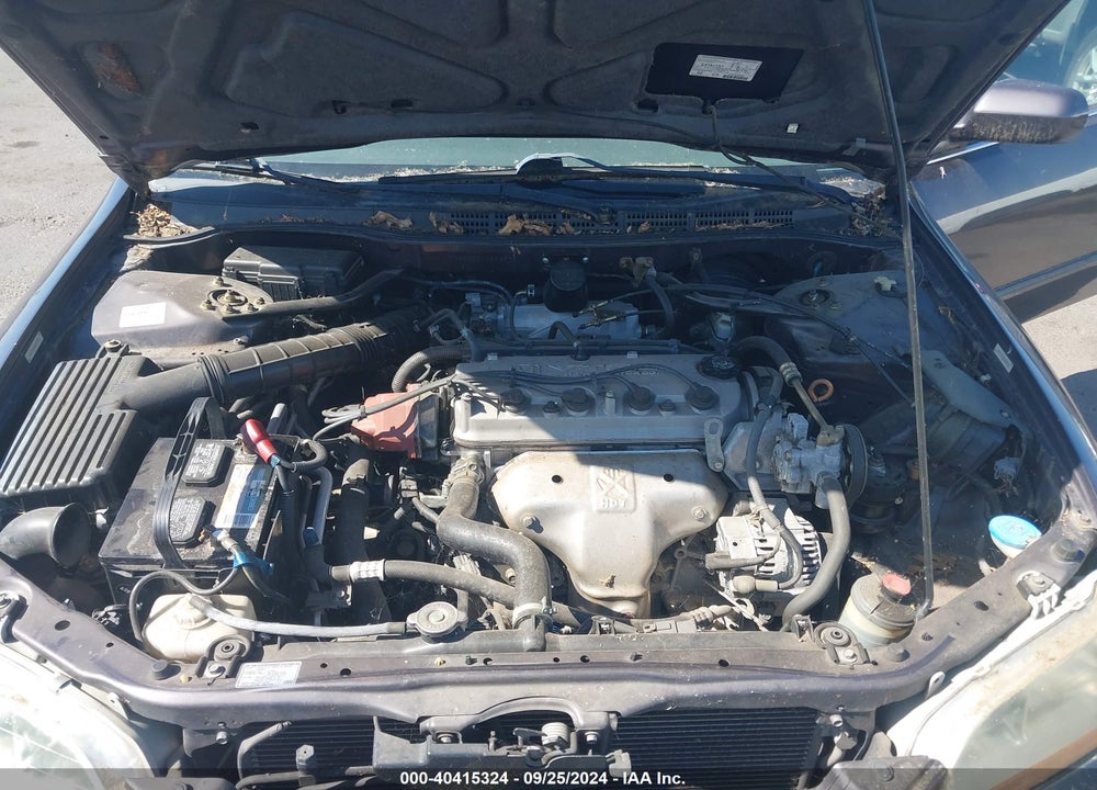 1998 HONDA ACCORD LX VIN: 1HGCG5640WA268535