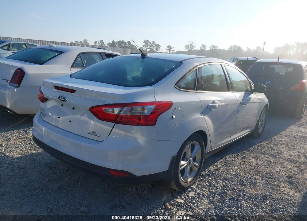 2014 FORD FOCUS SE VIN: 1FADP3F29EL118003