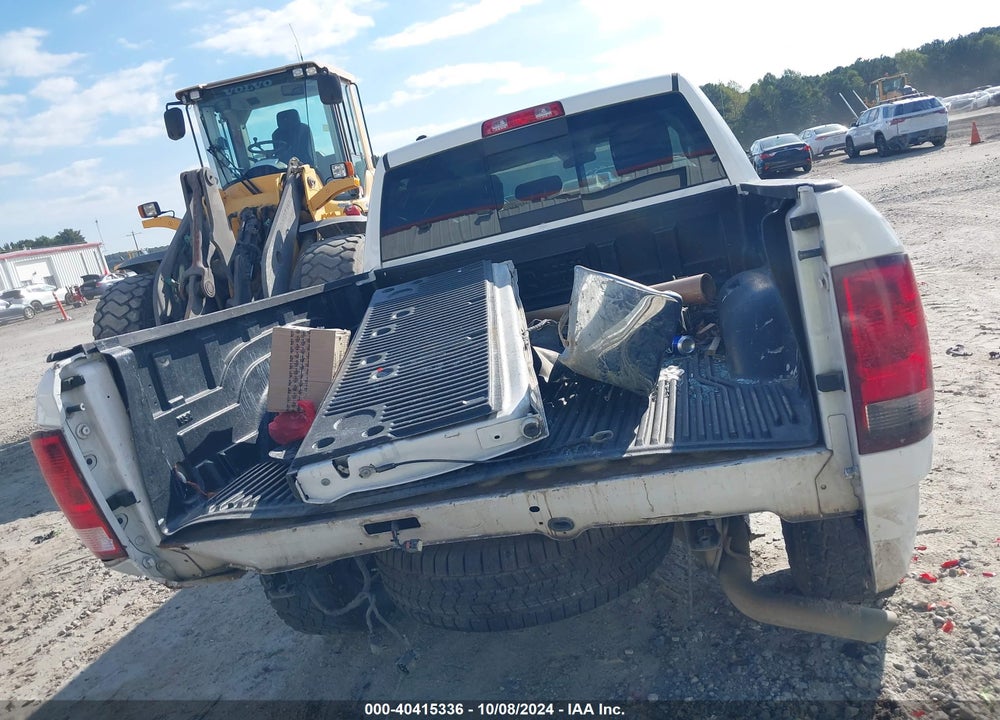 2019 RAM 1500 CLASSIC SLT 4X2 6'4 BOX VIN: 1C6RR6TT2KS706889