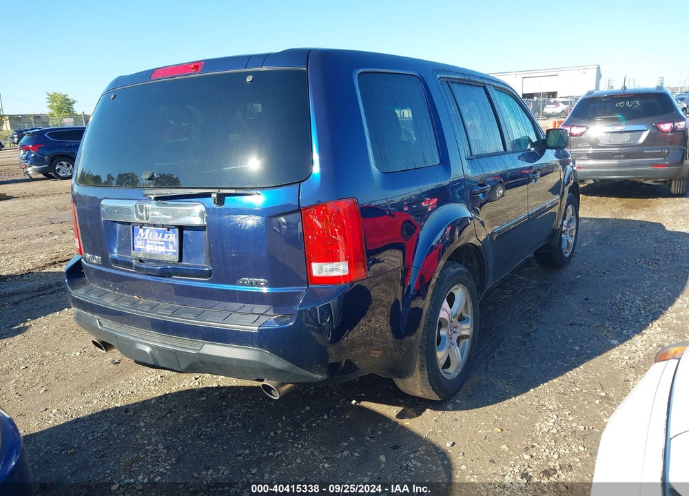 2015 HONDA PILOT EX-L VIN: 5FNYF4H74FB039887