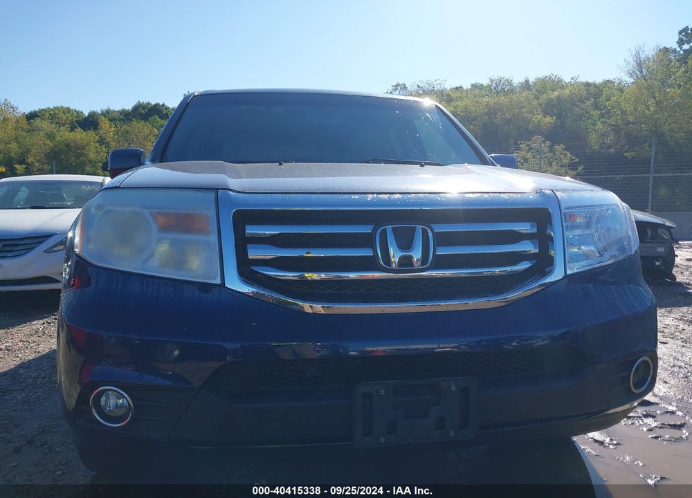 2015 HONDA PILOT EX-L VIN: 5FNYF4H74FB039887