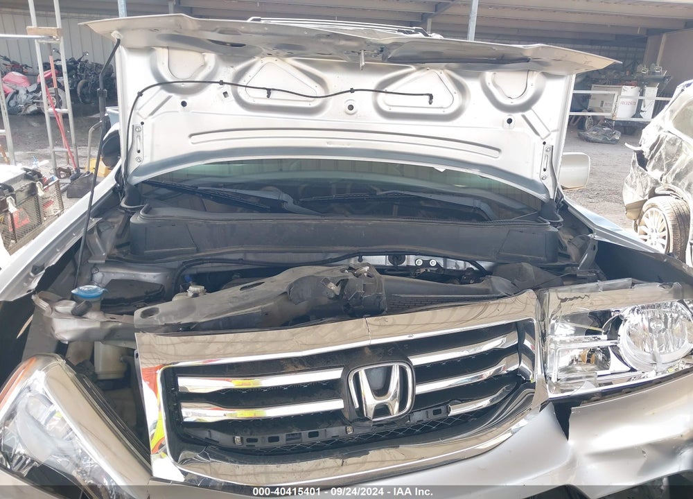 2015 HONDA PILOT EX-L VIN: 5FNYF3H54FB010687