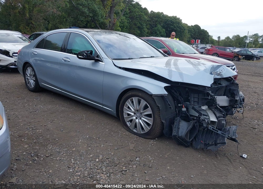 2015 MERCEDES-BENZ S 550 4MATIC VIN: WDDUG8FB8FA075171