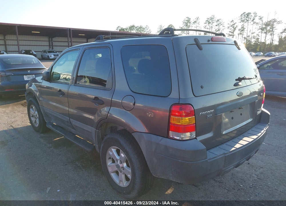 2005 FORD ESCAPE XLT VIN: 1FMYU03165KC44075
