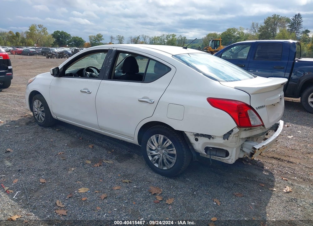 2019 NISSAN VERSA 1.6 SV VIN: 3N1CN7AP7KL832639