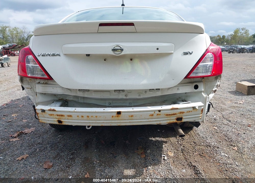 2019 NISSAN VERSA 1.6 SV VIN: 3N1CN7AP7KL832639