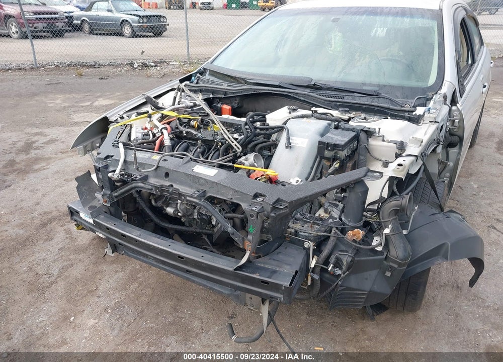 2010 FORD FUSION HYBRID VIN: 3FADP0L33AR295931