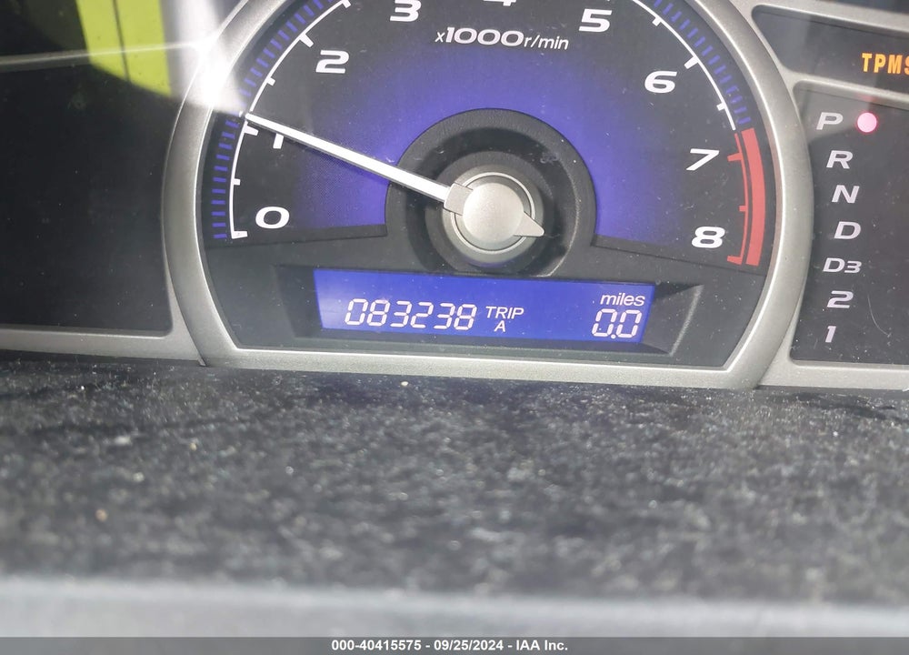2010 HONDA CIVIC LX VIN: 2HGFA1F55AH577542