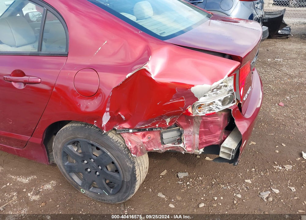 2010 HONDA CIVIC LX VIN: 2HGFA1F55AH577542