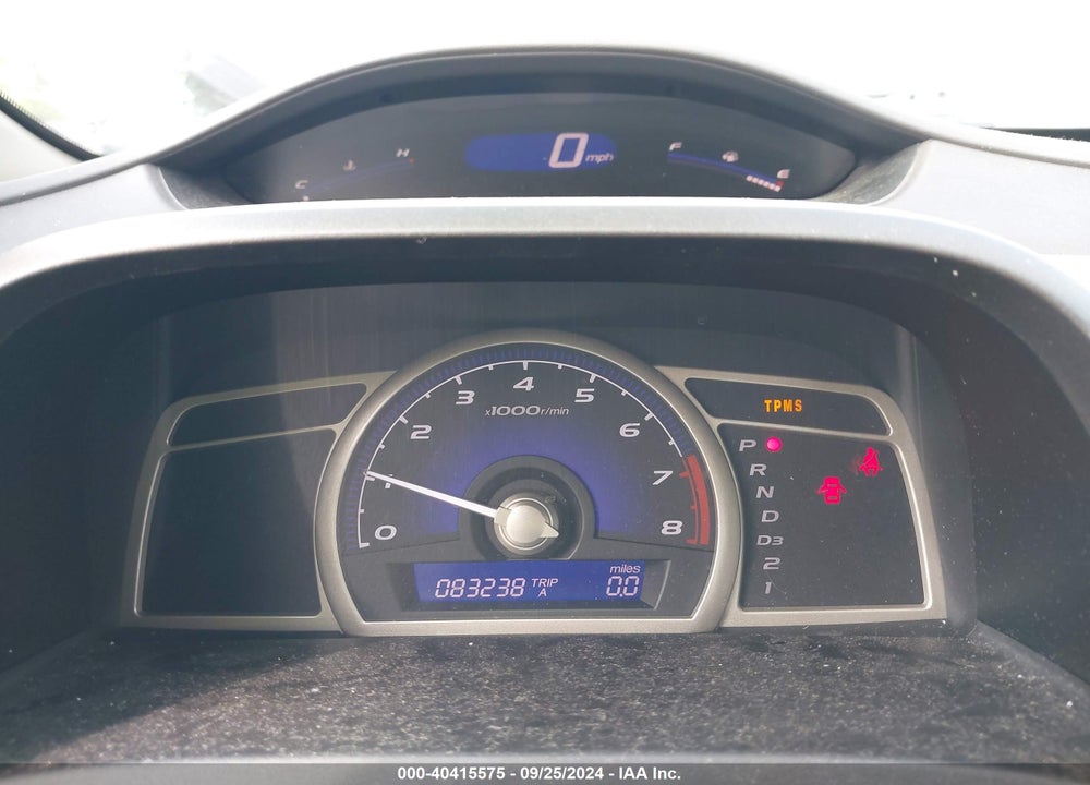 2010 HONDA CIVIC LX VIN: 2HGFA1F55AH577542