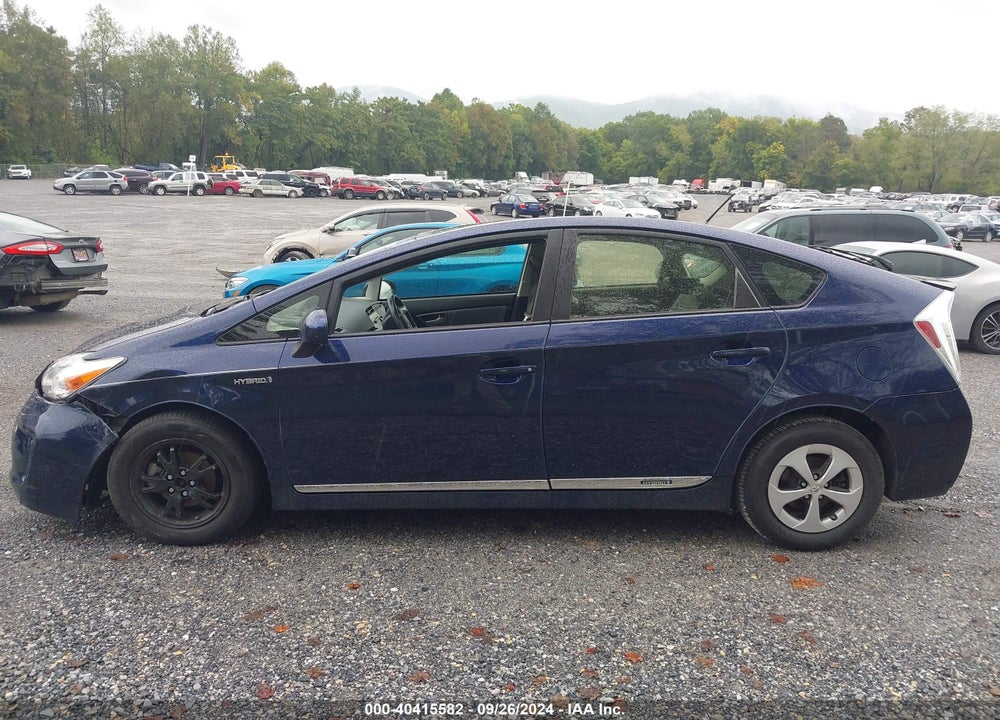2013 TOYOTA PRIUS FOUR VIN: JTDKN3DU6D0347895