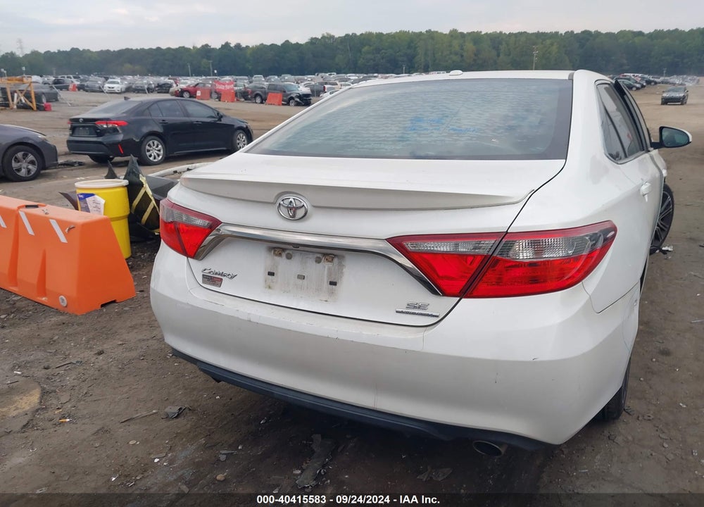 2016 TOYOTA CAMRY SE VIN: 4T1BF1FK3GU181681