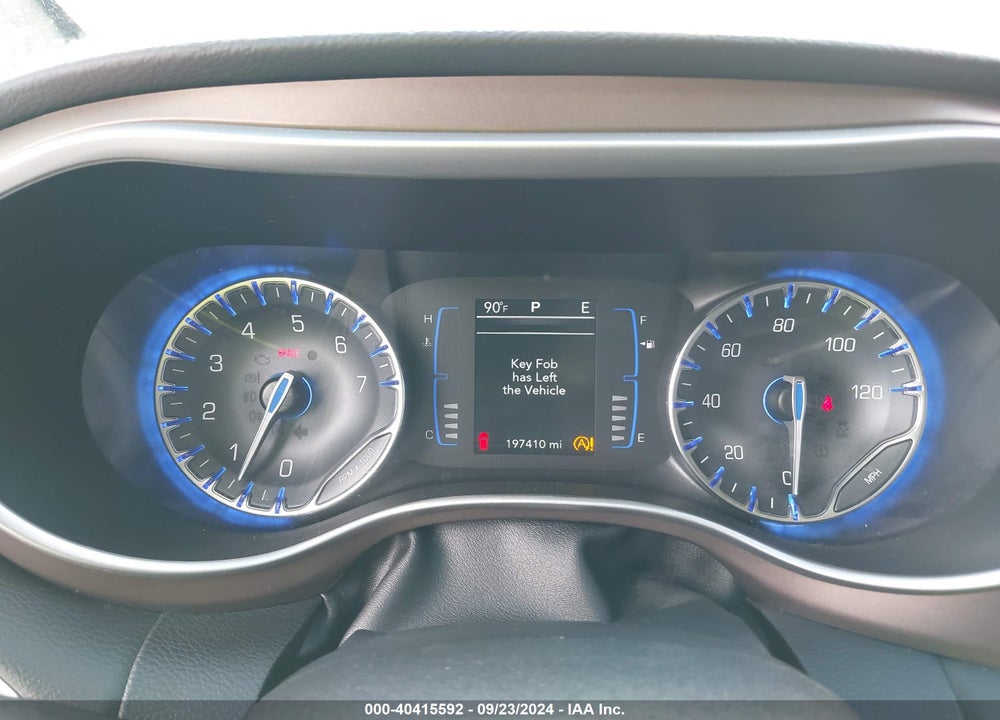 2019 CHRYSLER PACIFICA TOURING L VIN: 2C4RC1BG0KR594015