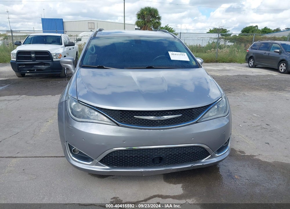 2019 CHRYSLER PACIFICA TOURING L VIN: 2C4RC1BG0KR594015