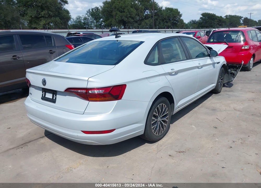 2019 VOLKSWAGEN JETTA 1.4T SEL VIN: 3VWE57BU3KM102048