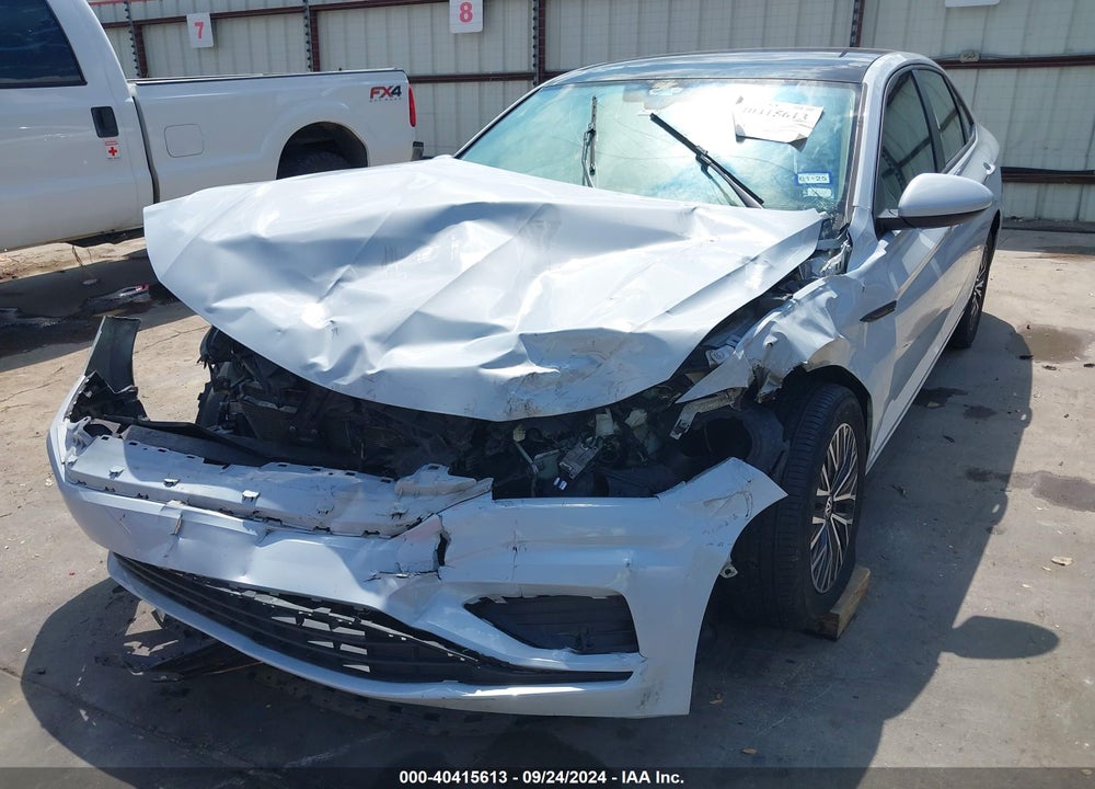 2019 VOLKSWAGEN JETTA 1.4T SEL VIN: 3VWE57BU3KM102048