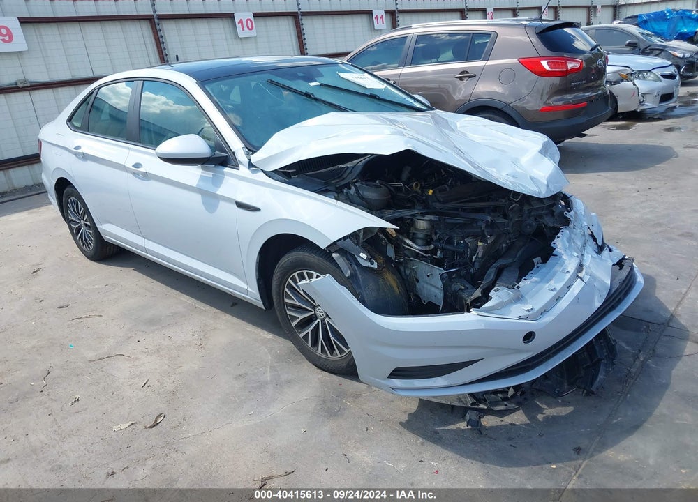 2019 VOLKSWAGEN JETTA 1.4T SEL VIN: 3VWE57BU3KM102048