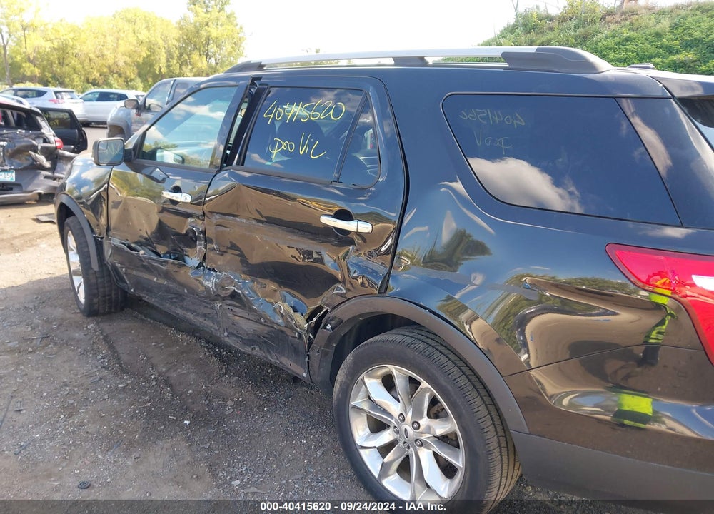 2015 FORD EXPLORER XLT VIN: 1FM5K8D83FGA08006