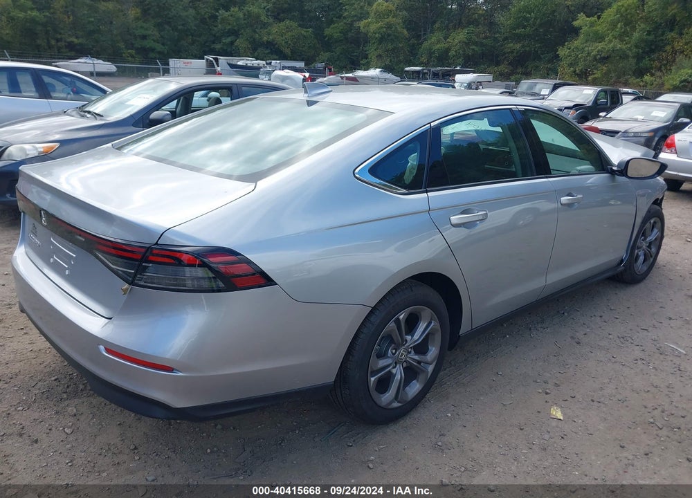 2024 HONDA ACCORD EX VIN: 1HGCY1F33RA070629