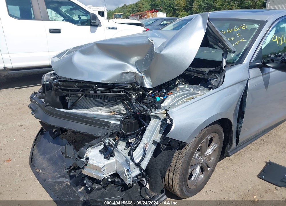 2024 HONDA ACCORD EX VIN: 1HGCY1F33RA070629